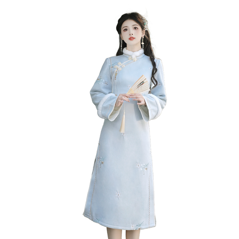 Embroidered Fleece-Lined New Chinese Style Qipao Dress with Pendant - Image 5