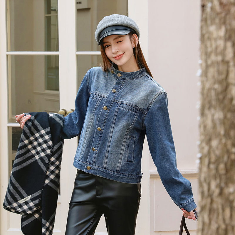 Fleece-Lined Thickened Winter Korean Style Stand Collar Denim Jacket - Image 4