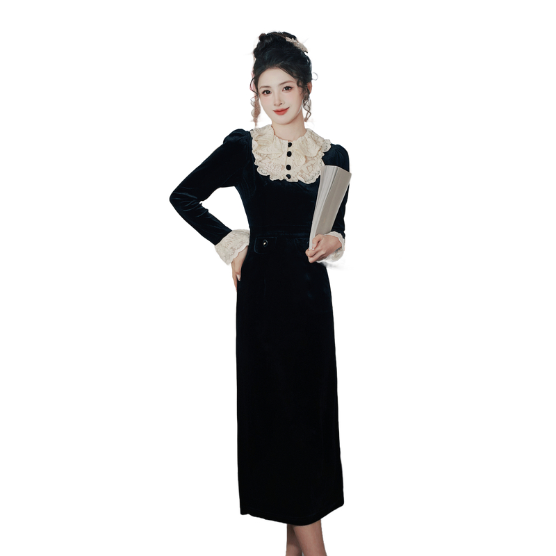 French Vintage Lace Collar Velvet Dress - Image 5