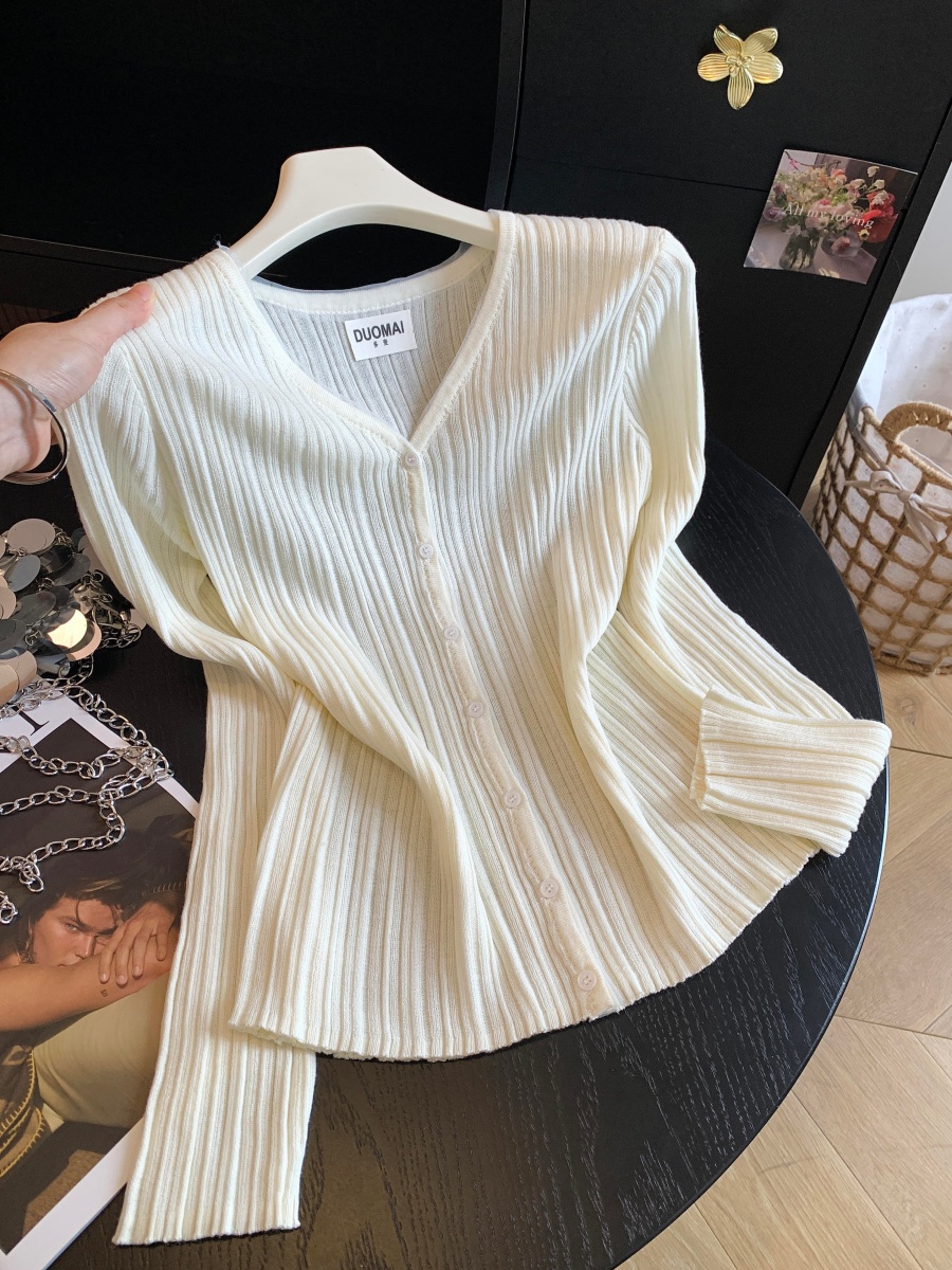 Korean Relaxed Knit Cardigan with Ruffle V-Neck and Textured Sheer Look for Early Fall Layering