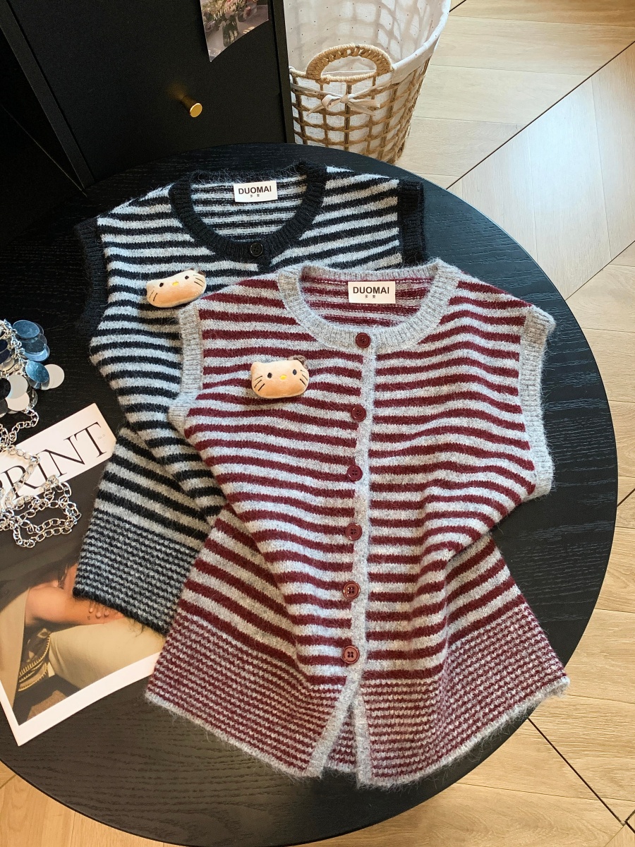 Early Autumn Korean Striped Round Neck Sleeveless Vest Cute Cartoon Doll Soft Versatile Casual Top Vest Women - Image 3