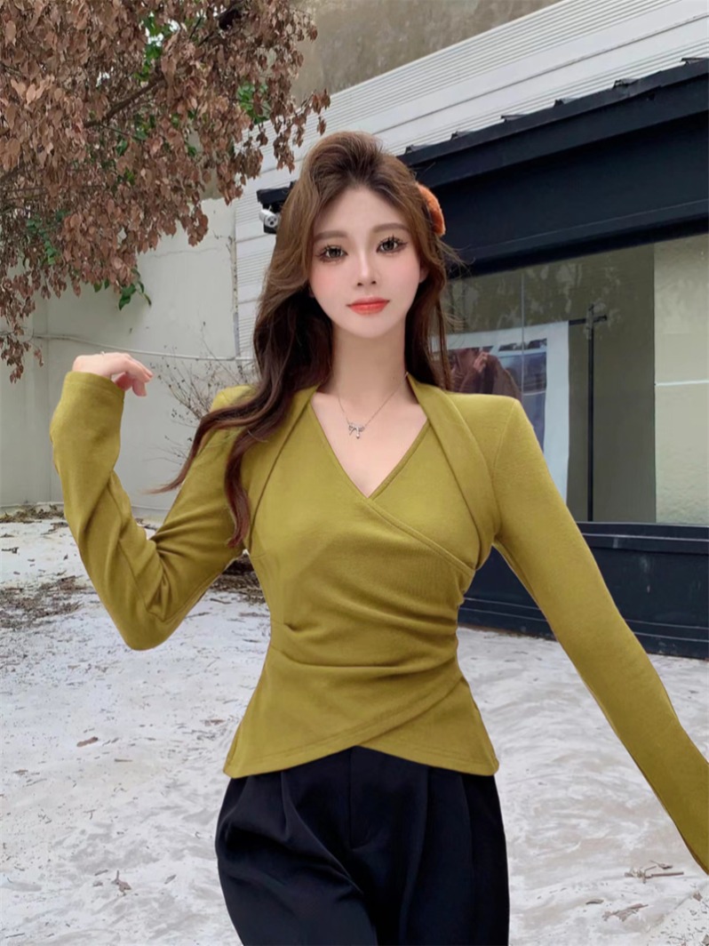 Women's Knit Top with Overlap Design Slim Fit Spring Fashion - Image 4