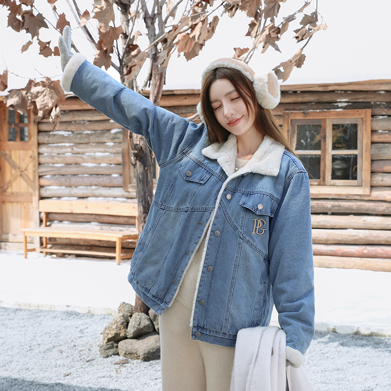 Women's Winter Embroidered Denim Cotton Jacket Loose Warm Padded Coat - Image 3